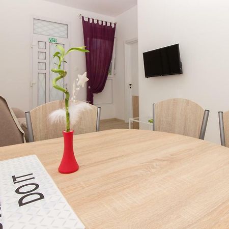 Kike 80 Apartment Split Luaran gambar